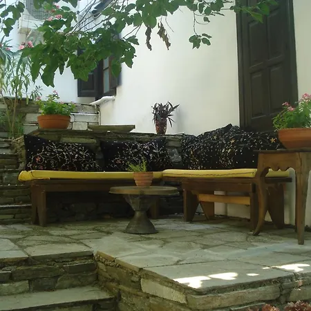 Πανσιόν Αρχοντικό Μαργαρίτη Μακρινίτσα